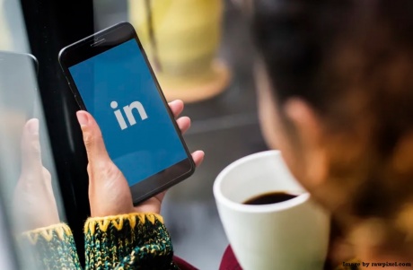 CV TIPS - 5 Secrets To A LinkedIn Profile That Can Compete In The 2023 Job Market