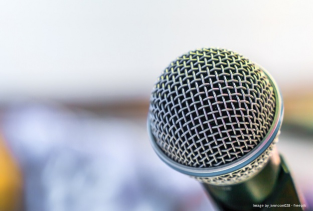 CAREER TIPS - You’re Giving A Talk? Tips For Avoiding The Goosebumps