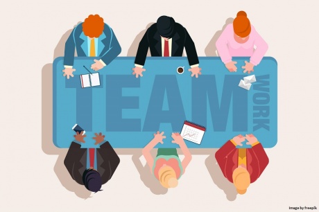 INTERVIEW TIPS - Answering 'Are You A Team Player?' In A Job Interview